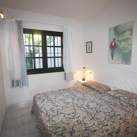 Cel 103 Luminoso Y Sencillo En Residencial Ajardinado Con Piscina Comunitaria - Es-228-22