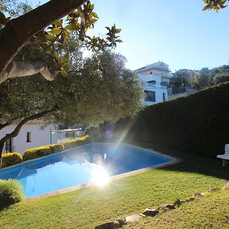 Cel 103 Luminoso Y Sencillo En Residencial Ajardinado Con Piscina Comunitaria - Es-228-22